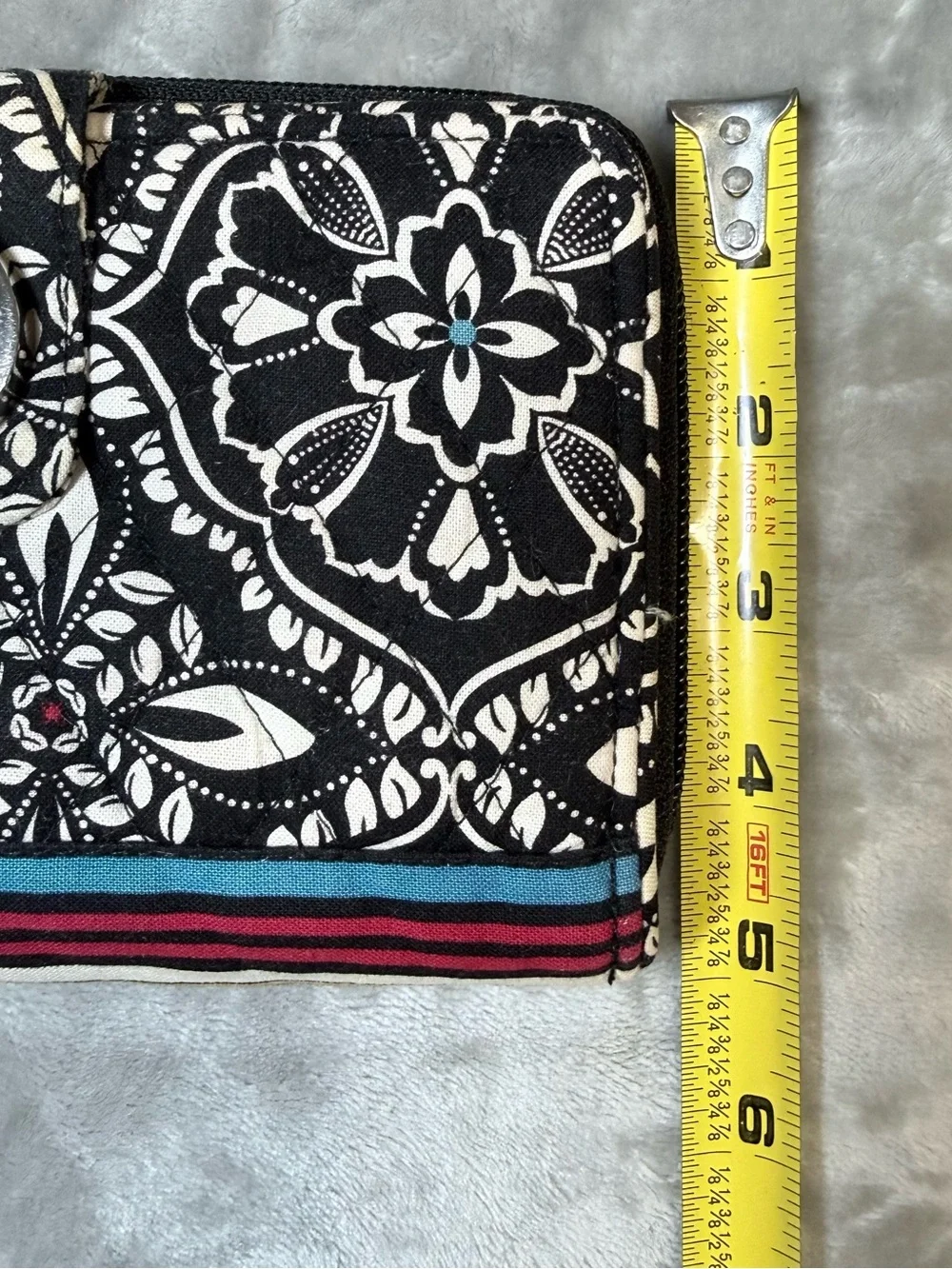 Vera Bradley Black & White Patterned Turnlock Zip Wallet